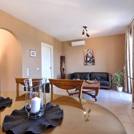 Beyond Corfu Apartman *